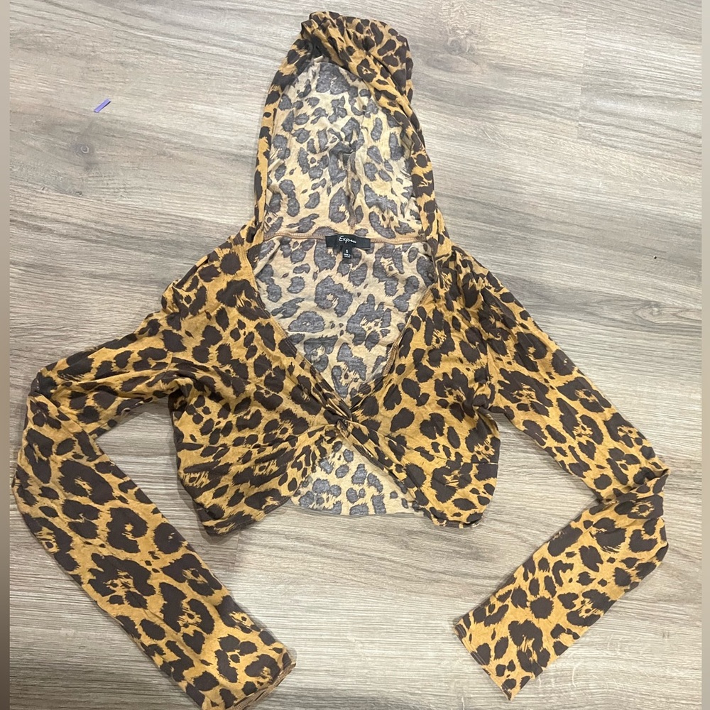 Leopard cropped hoodie shrug
